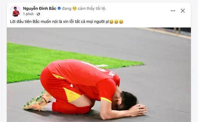 Trận đấu đá gà cựa dao đầy mạo hiểm